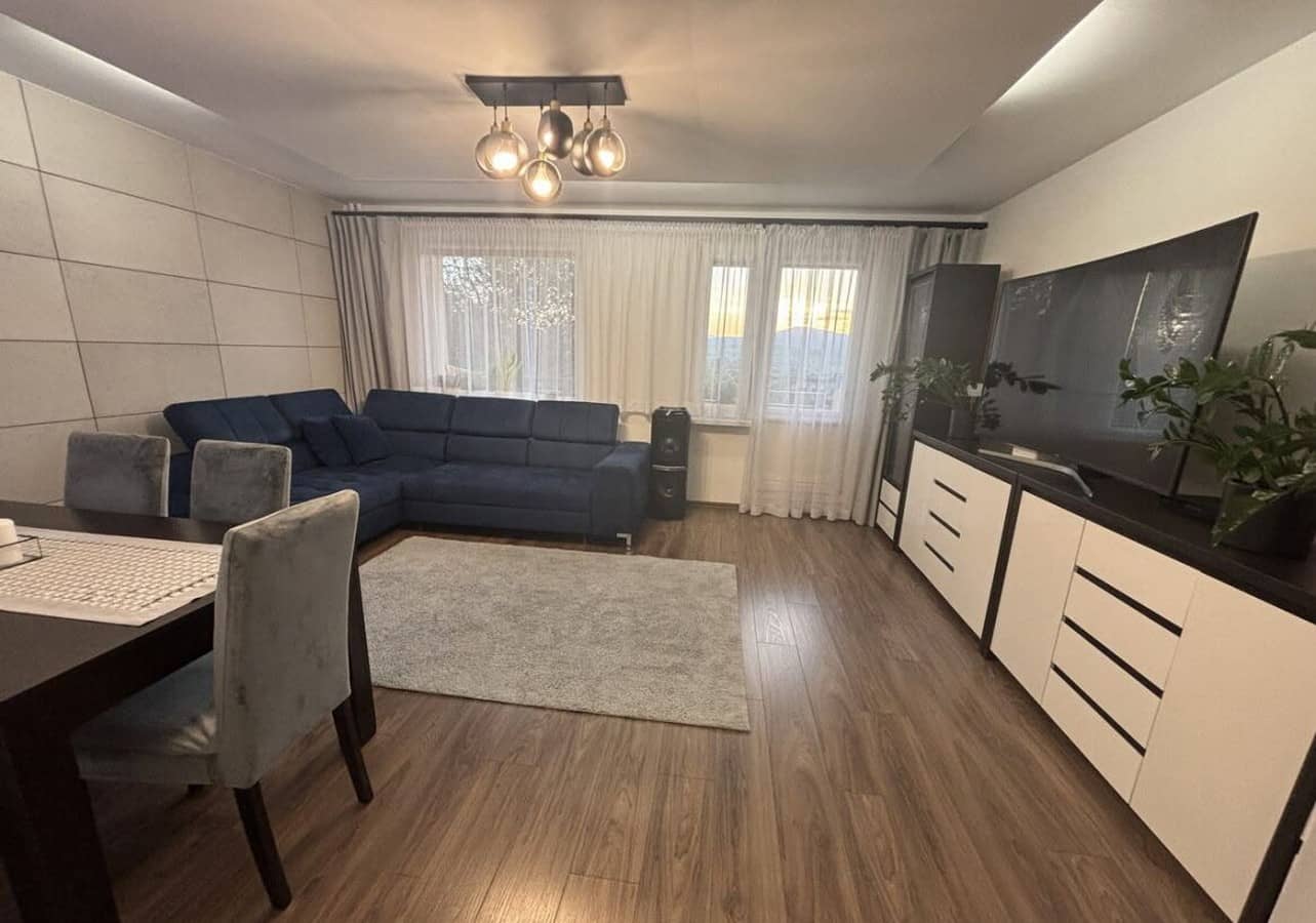 Mieszkanie 3 pokoje 66 m² po remoncie z balkonem i widokiem na Śnieżkę, 1. piętro, Osiedle Krzeszowskie