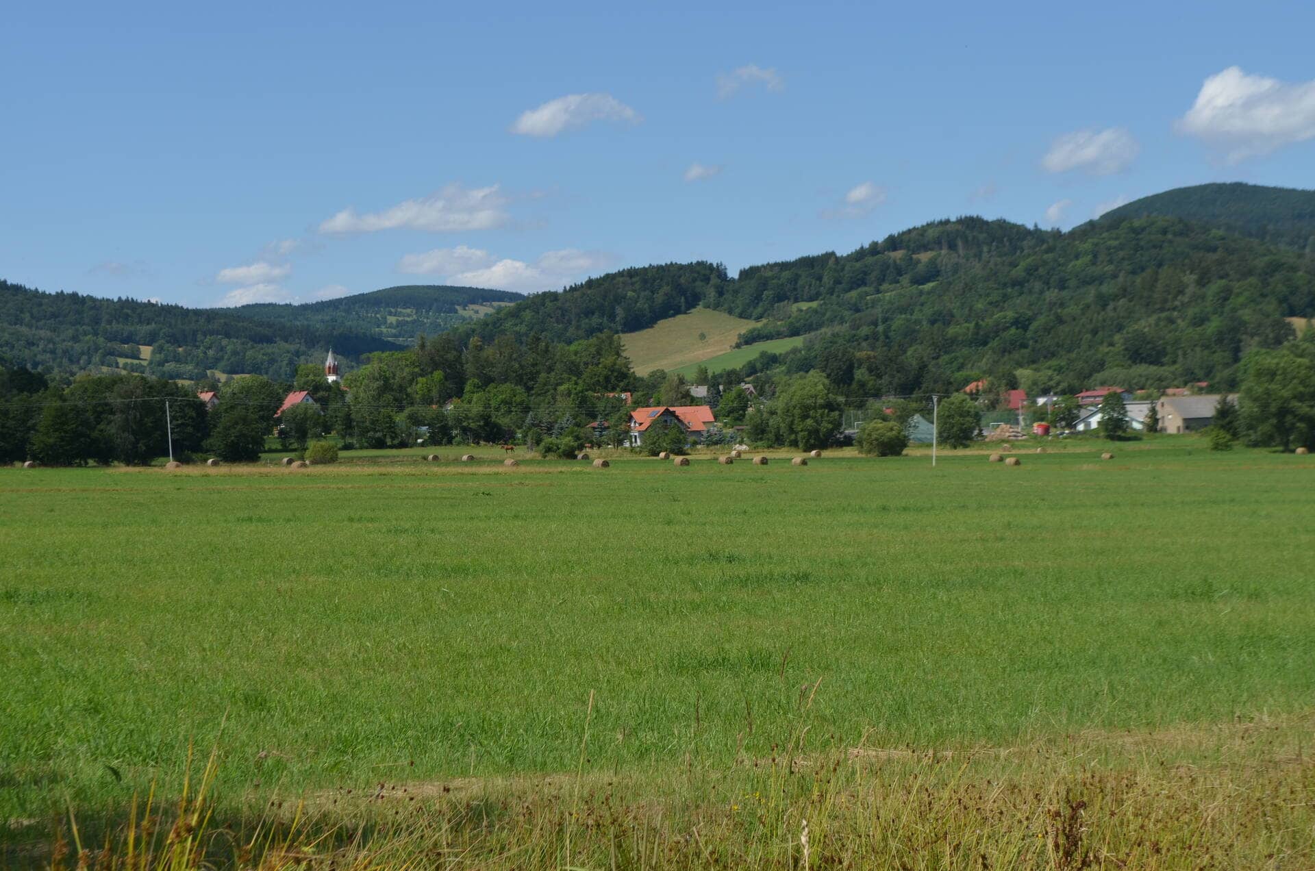 Działka 1100 m²